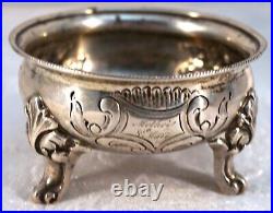 3 Footed Salt Cellar / Bowl Allcock & Allen Silver Early 1800's. Raised Floral