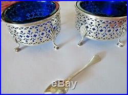 A lot of 2 Antique Gorham Sterling Silver and Blue Glass Salt Cellars & a Spoon