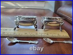 ANTIQUE 2 MEXICO FOOTED STERLING SILVER SALT CELLARS and STERLING SPOONS 132.3g