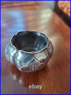 Antique Chinese Woshing Export Sterling Silver Salt Cellar Bowl with Glass Insert
