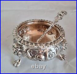 Antique sterling silver salt cellar & spoon. London 1868. By Robert Harper