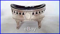 Cased Set 18th Century George III 1788 Solid Silver Salt Cellars / Dishes