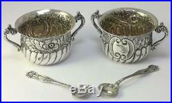 Cased Victorian hallmarked Sterling Silver Salt Cellars & Spoons Cruet Set 1899