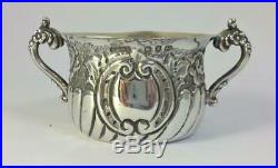 Cased Victorian hallmarked Sterling Silver Salt Cellars & Spoons Cruet Set 1899