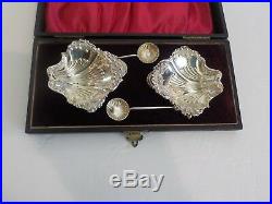 English Cased Set Sterling Silver Salt Cellars & Salt Spoons, c. 1899