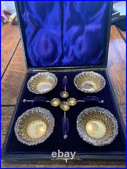 English Sterling Silver Gilt Salt Cellars Spoons Boxed Set Of 4 Beautiful