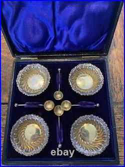 English Sterling Silver Gilt Salt Cellars Spoons Boxed Set Of 4 Beautiful