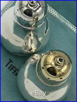 Tiffany & Company Sterling Silver Salt and Pepper Shaker 2.75 x 1,5