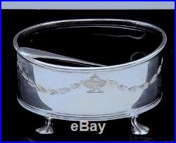 V. Nice 1913 English Sterling Silver Urn Etched Open Salt Cellar Bowls Cased Set