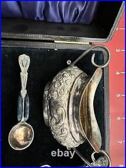 Victorian Era Sterling Silver 4 Personal Salts & Spoons In Fitted Case