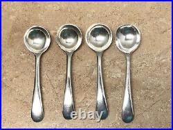 Vintage Set of 4 British Sterling Silver Salt Cellars and Spoons Footed Shell