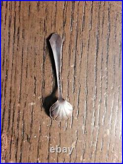 Vintage Webster Sterling Silver Salt Cellars With Spoons. Set of (5)